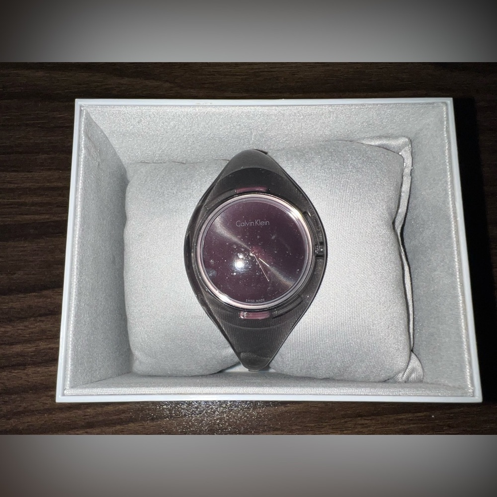 Pure Black Dial Grey Plastic Ladies Medium Bangle Watch - K4W2MXP1